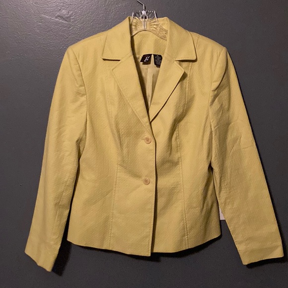 Essentials G Dresses & Skirts - NWOT 2 Piece Skirt Set by Essentials G.